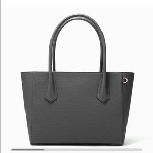 Dagne Dover Signature Tote Legend size